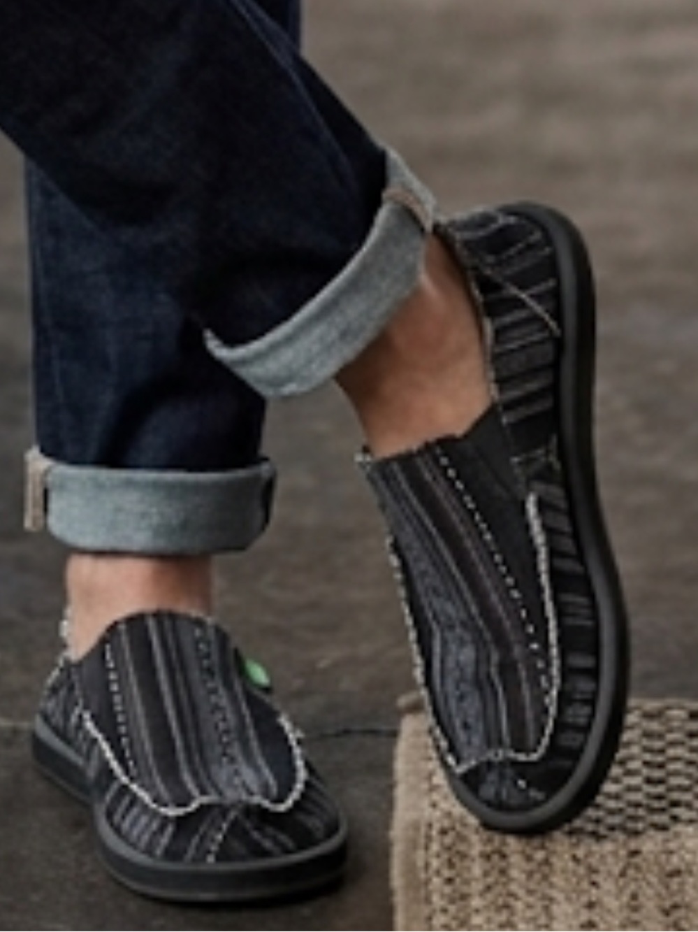 Sanuk Men’s Black /gray Striped Casual Slip-On Loafer boho shoes 12